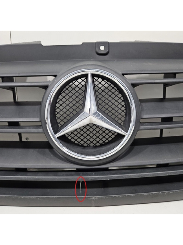 Grade Frontal Mb Sprinter 314 416 417 2020 Até 2025 Detalhe.