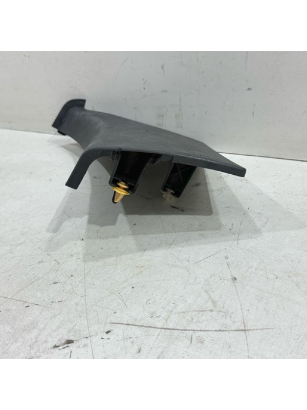 Moldura Interna Coluna Direita Renault Master 2.3 2013 À 022