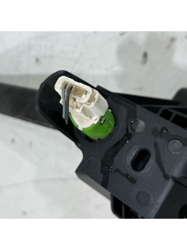 Pedal Embreagem Renault Master 2.3 2013 2014 2015 2016 À 022