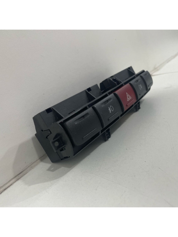 Botão Comando Pisca Alerta Milhas Fiat Ducato 2000 01 À 2017