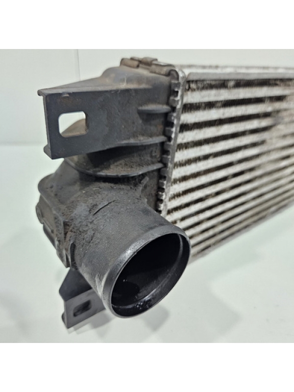 Radiador Intercooler Da Renault Master 2.5 2004 À 2011 2012.