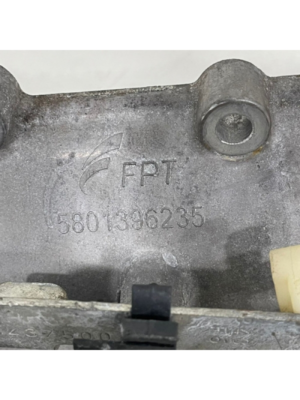Tampa Coletor Admissão Com Tbi Sensor Cano Iveco Daily 2019.