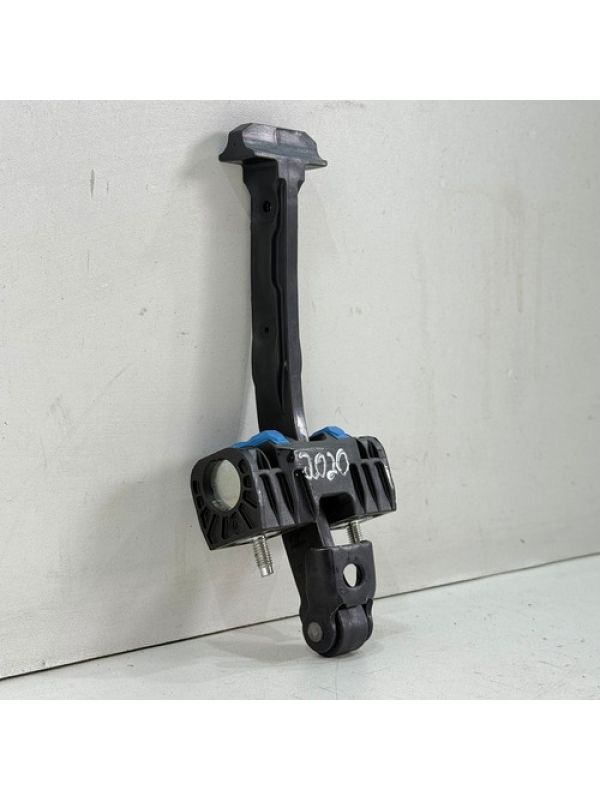 Limitador Porta Dianteira Esquerda Mb Sprinter 2013 À 2019.