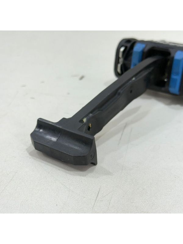Limitador Porta Dianteira Esquerda Mb Sprinter 2013 À 2019.