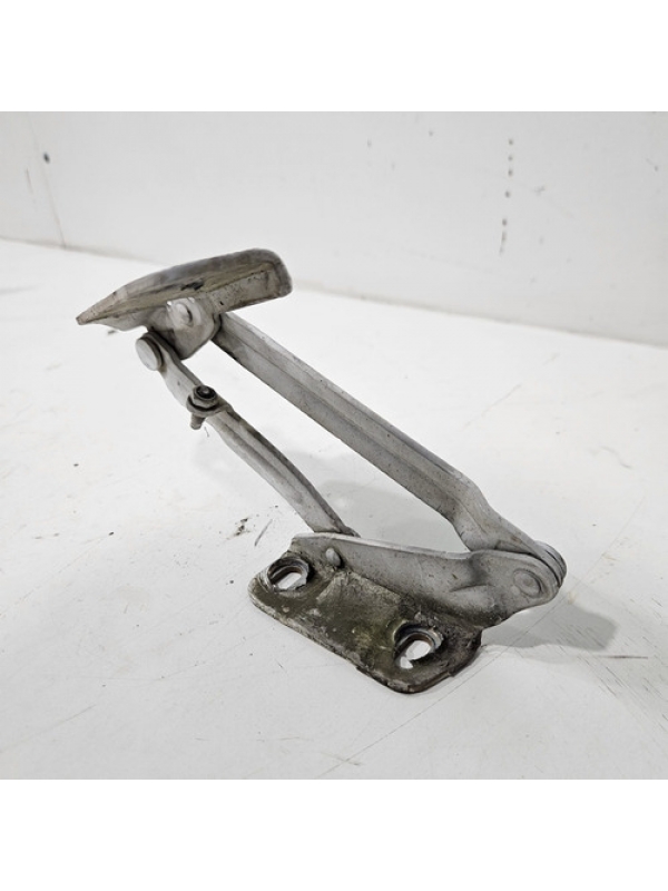 Dobradiça Esquerda Do Capô Mb Sprinter 415 515 2013 Até 2019