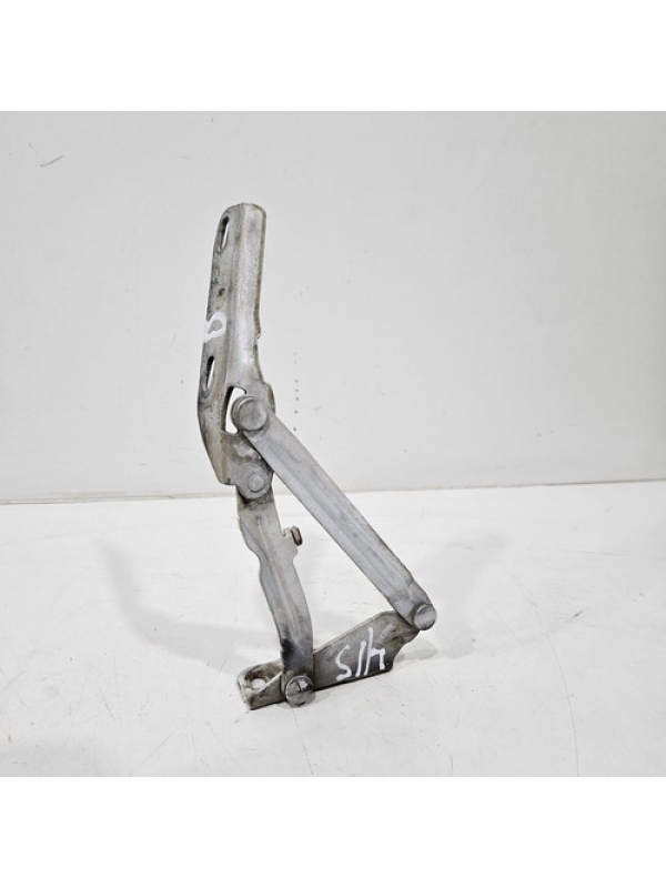 Dobradiça Direita Do Capô Mb Sprinter 415 515 2013 Até 2019.