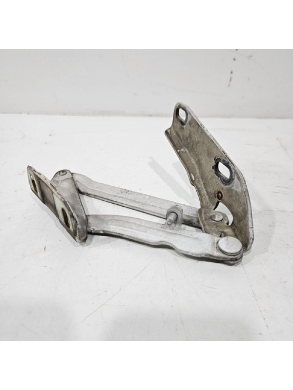 Dobradiça Direita Do Capô Mb Sprinter 415 515 2013 Até 2019.