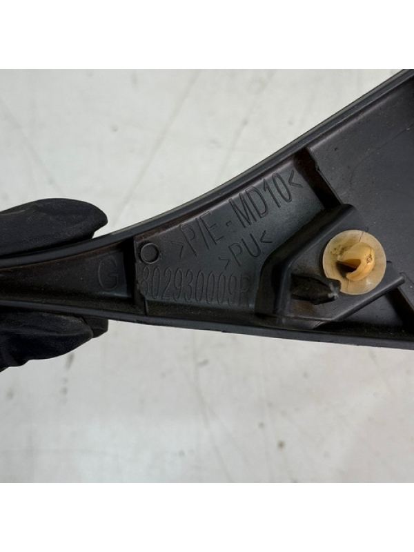 Acabamento Interno Retrovisor Esq Renault Master 2.3 13 À 22