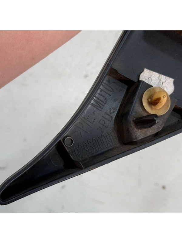 Acabamento Interno Retrovisor Esquerdo Renault Master 2.3 22