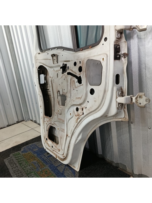 Porta Lado Esquerdo Motorista Renault Master 2.5 2004 À 2012