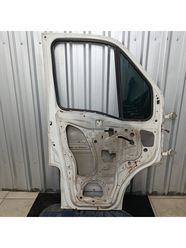 Porta Lado Esquerdo Motorista Renault Master 2.5 2004 À 2012