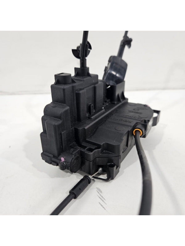 Fechadura Porta Dianteira Direita Renault Master 2013 À 2022