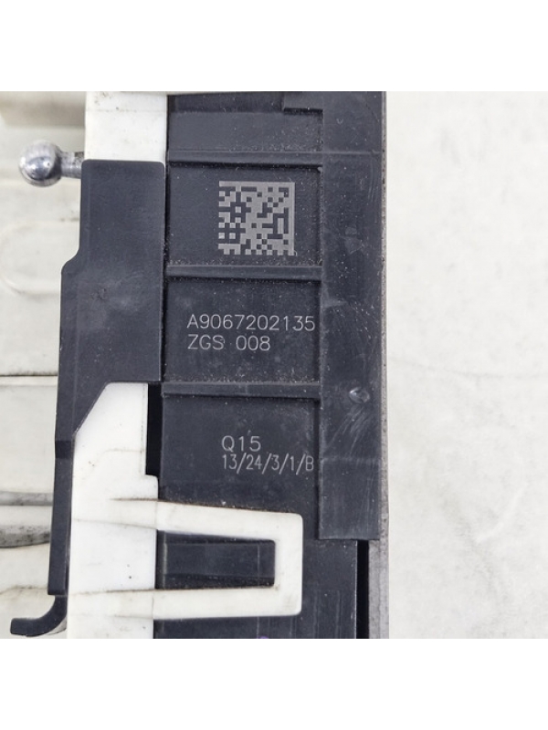 Fechadura Dianteira Esquerda Mb Sprinter 415 515 2013 À 2019