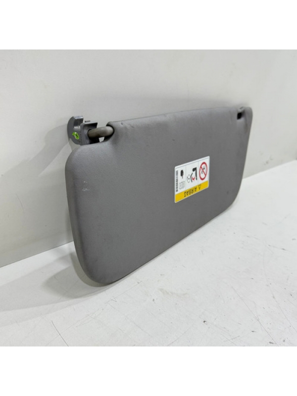 Quebra Sol Lado Direito Mb Sprinter 2013 2014 2015 2016 À 19