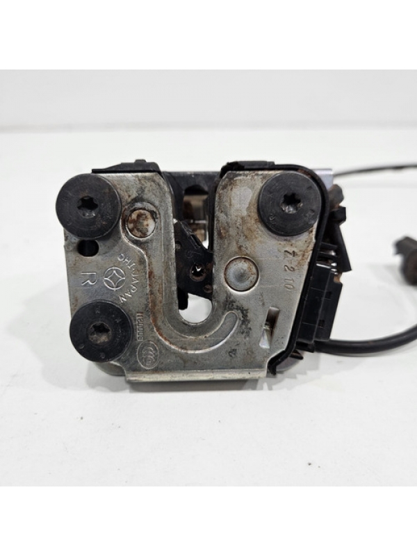 Fechadura Traseira Direita Da Renault Master 2.3 2013 À 2022