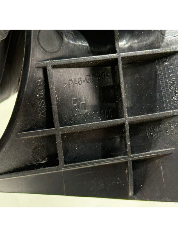 Alça Pega Mão Coluna Lado Direito Mb Sprinter 2019 20 À 2023