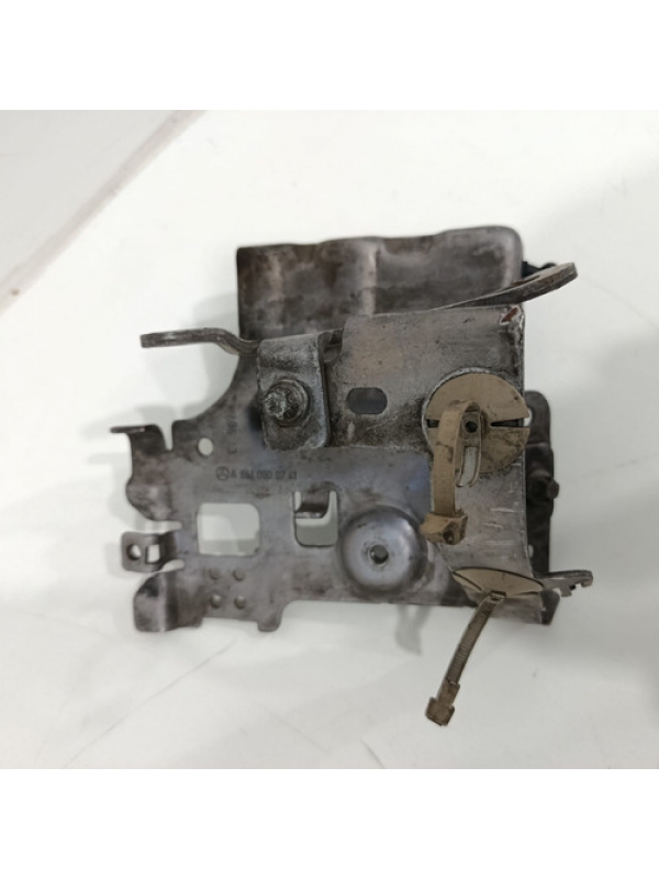 Suporte Sensor Pressão Auxiliar Motor Mb Sprinter 311 2018 .