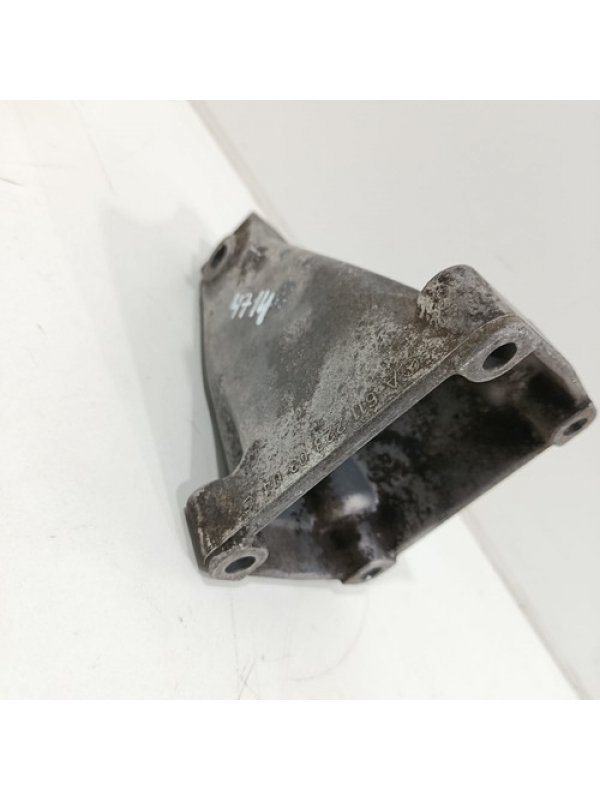 Suporte Coxim Motor Lado Direito Mb Sprinter 313 2002 À 2012