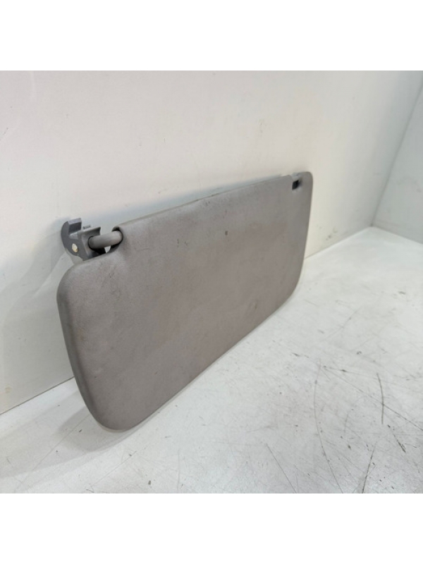 Quebra Sol Lado Direito Mb Sprinter 2.2 2013 2014 015 À 2019