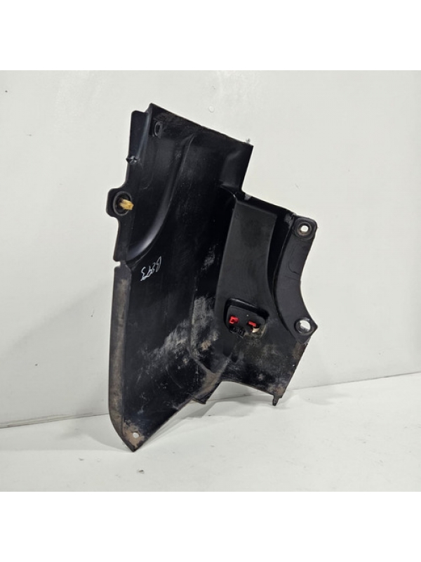 Polaina Traseira Direita Renault Master 2013 À 2022 Detalhe.