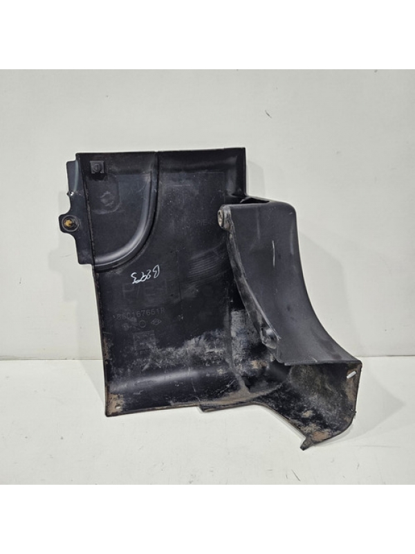 Polaina Traseira Direita Renault Master 2013 À 2022 Detalhe.