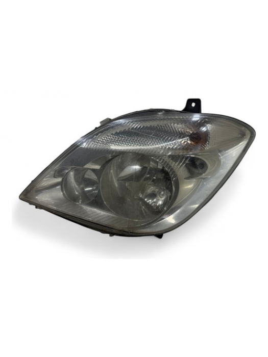 Farol Dianteiro Esquerdo Mb Sprinter 2.2 2013 2014 2015 2016