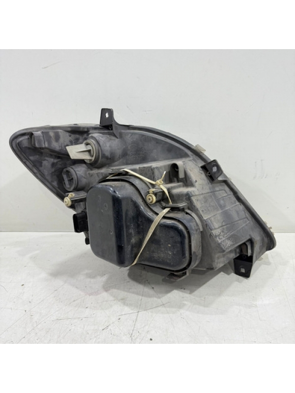 Farol Dianteiro Esquerdo Mb Sprinter 2.2 2013 2014 2015 2016