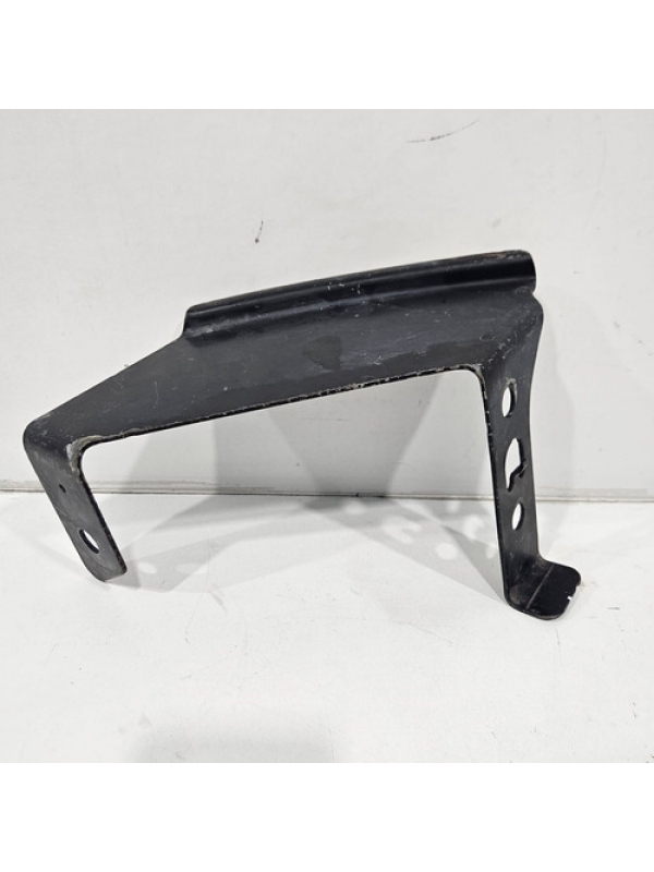 Suporte Direito Do Parachoque Renault Master 2.3 8200808378.