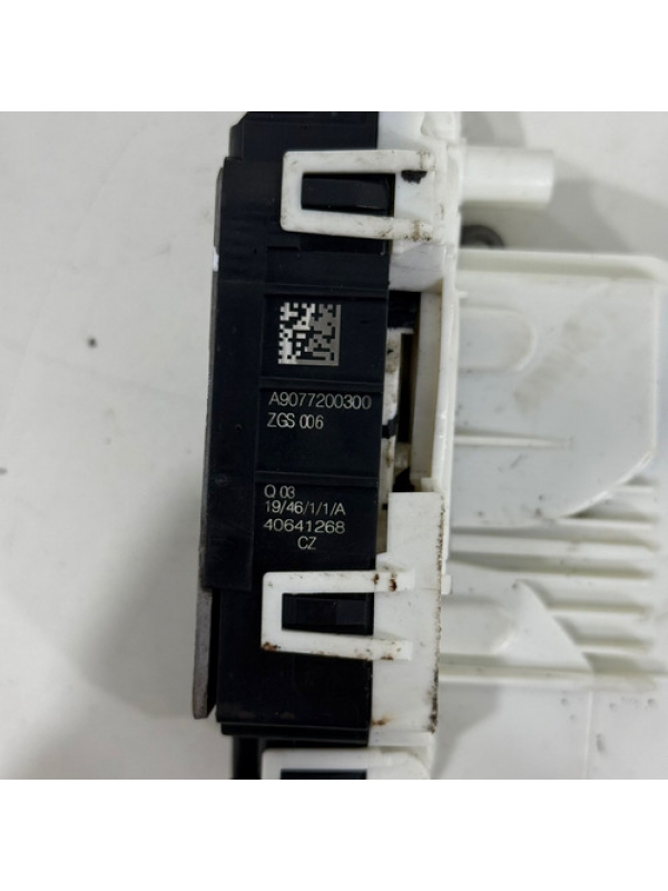 Fechadura Porta Dianteira Direita Mb Sprinter 516 517 2023.