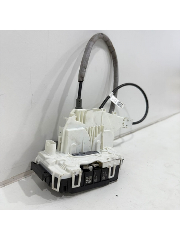 Fechadura Porta Dianteira Direita Mb Sprinter 516 517 2023.