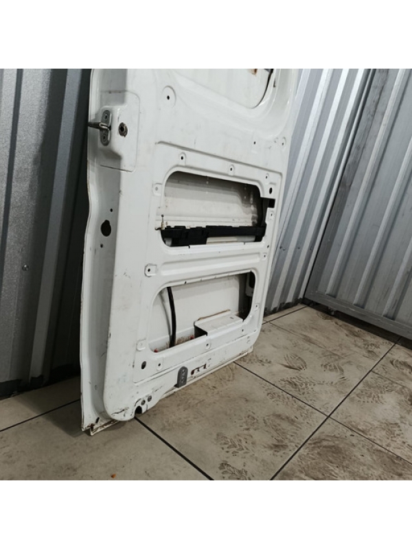 Porta Traseira Esquerda Peugeot Boxer 2021 2022 2023 2024 .