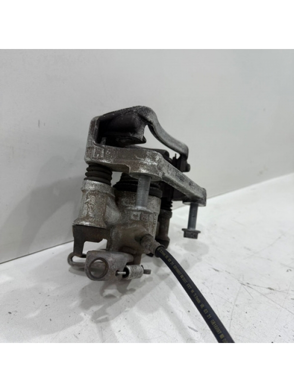Pinça De Freio Traseira L/e Renault Master 2.3-2013 14 À 022