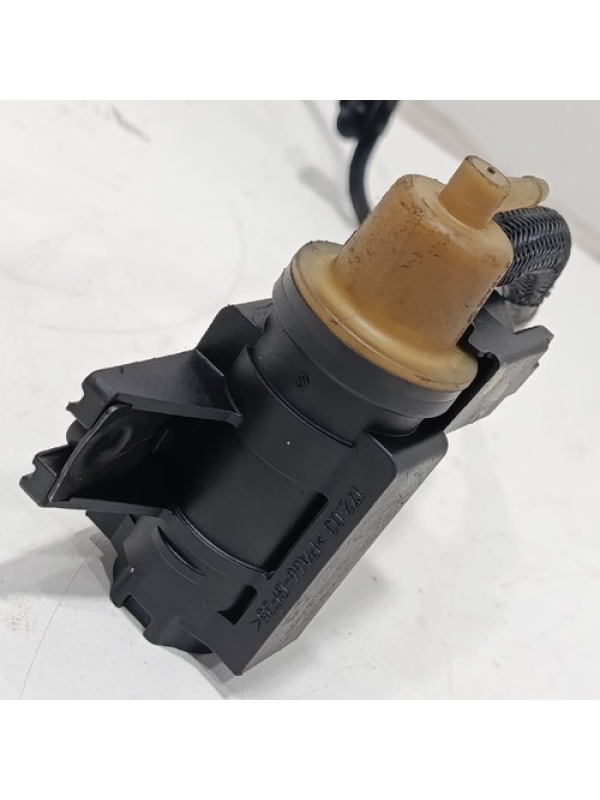 Válvula Solenóide Renault Master 2.3 2023 À 2025 8200790180.