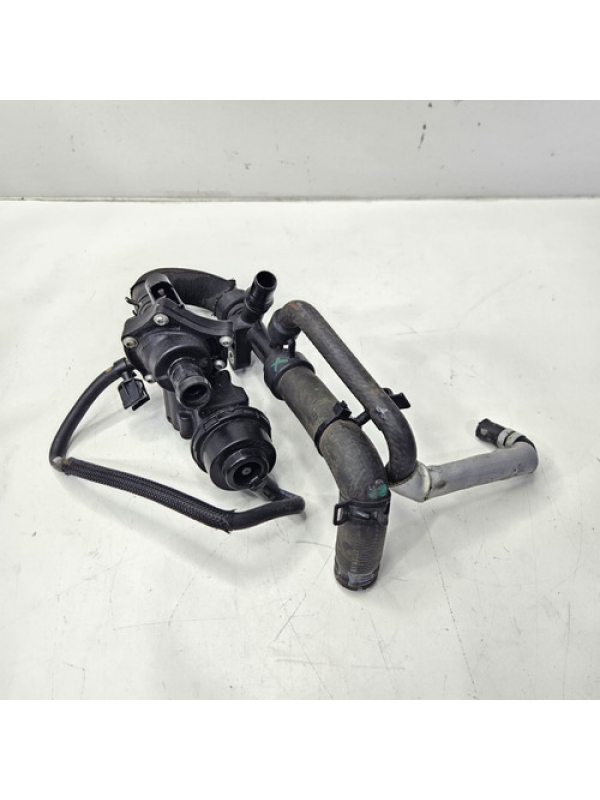 Carcaça Válvula Termostatica Renault Master 2.3 2023 À 2025.