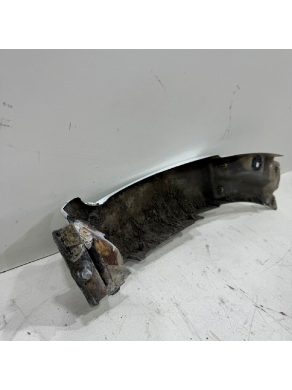 Alongador Paralama Dianteiro Esquerdo Mb Sprinter 2017 À 019