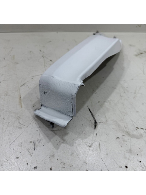 Alongador Paralama Dianteiro Esquerdo Mb Sprinter 2017 À 019