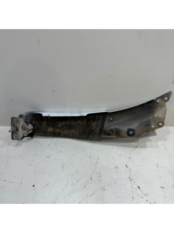 Alongador Paralama Dianteiro Direito Mb Sprinter 2017 À 2019