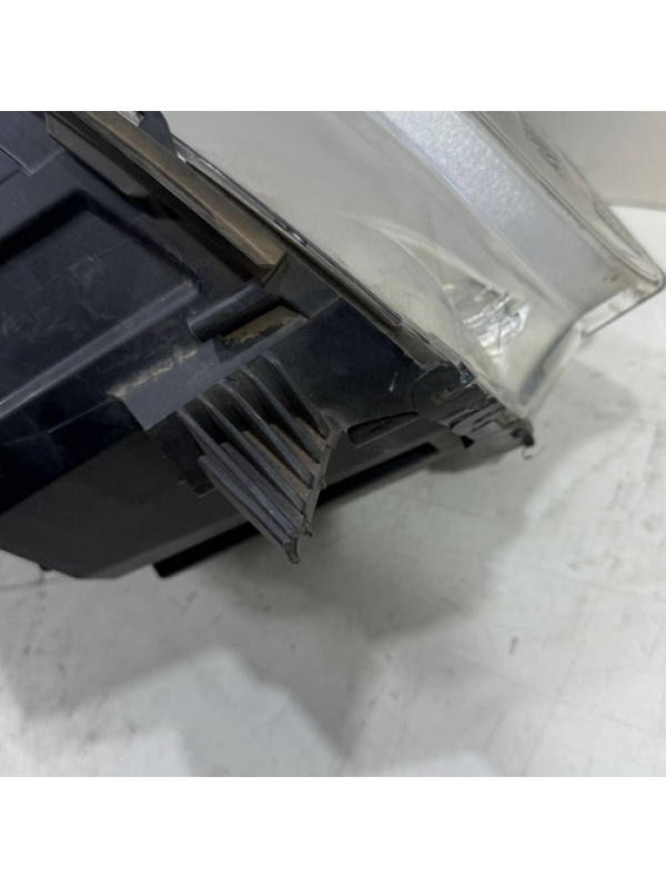 Farol Esquerdo Peugeot Expert 2018 2019 2020 À 2025 Detalhe.