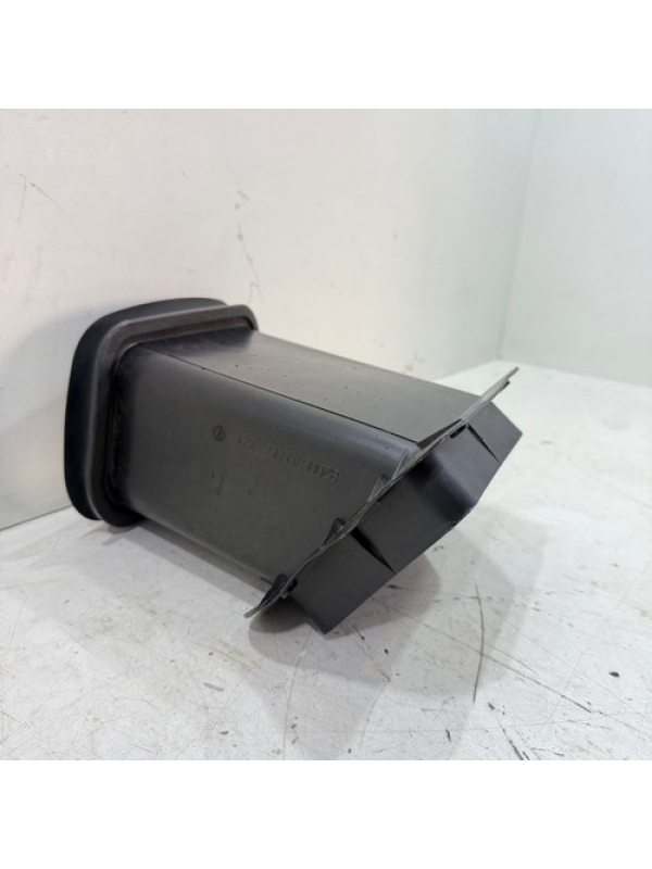 Captador De Ar Renault Master 2.5 2006 07 À 2012 8200576595.