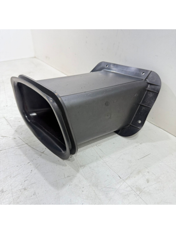 Captador De Ar Renault Master 2.5 2006 07 À 2012 8200576595.