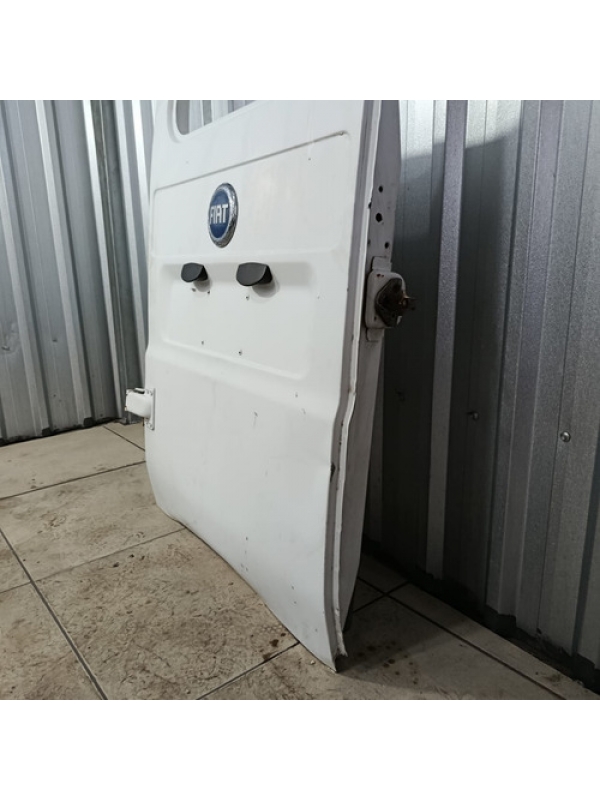 Porta Traseira Lado Esquerdo Fiat Ducato 1999 2000 2001 2002