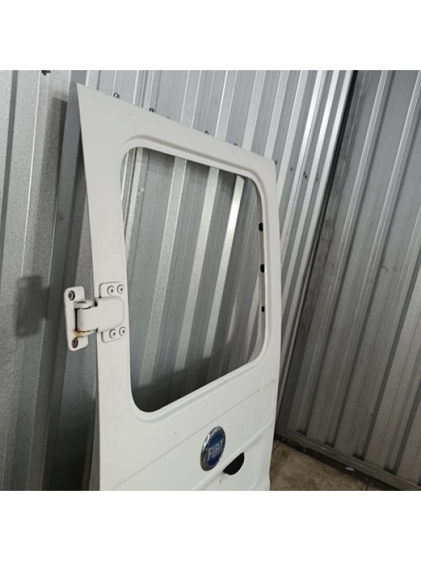 Porta Traseira Lado Esquerdo Fiat Ducato 1999 2000 2001 2002