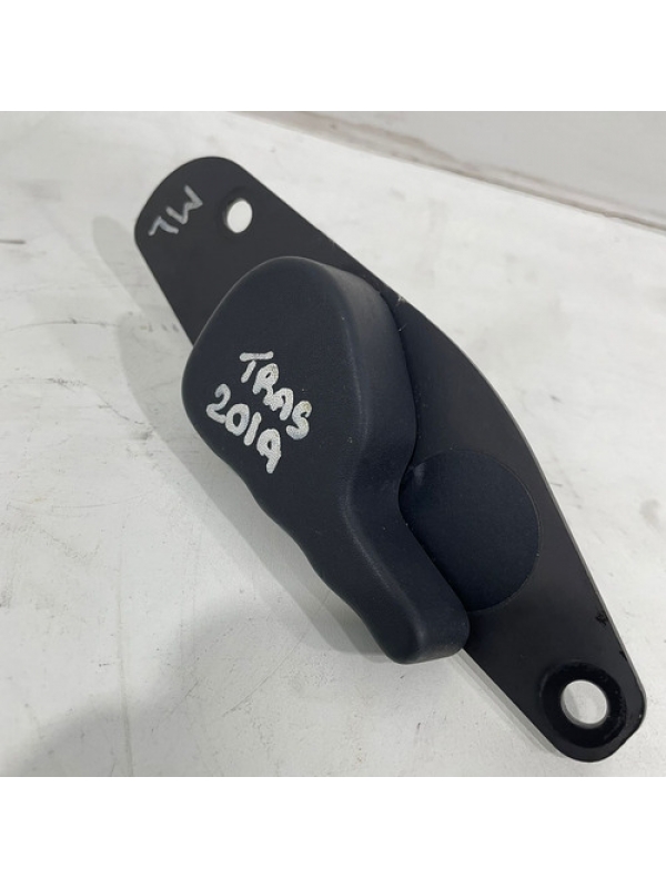 Maçaneta Interna Porta Traseira Renault Master 2.3 2013 2014