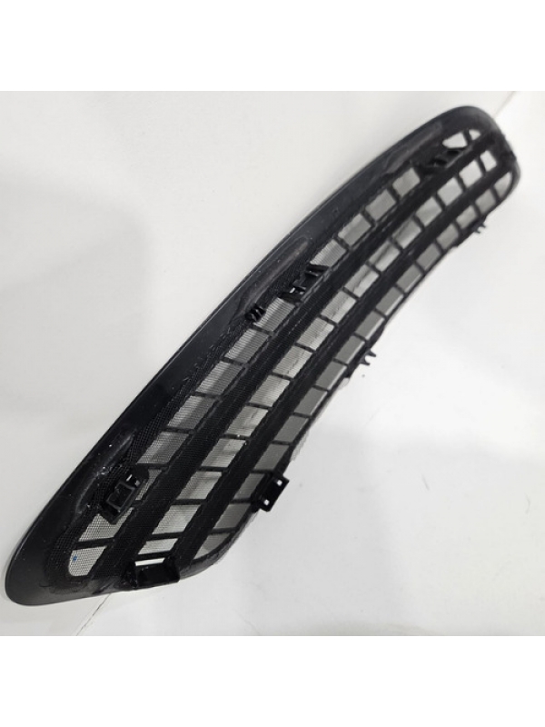 Par Grades / Grelha Do Capô Mb Sprinter 416 417 2020 À 2025.