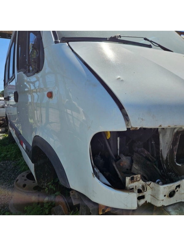 Paralama Lado Direito Da Renault Master 2006