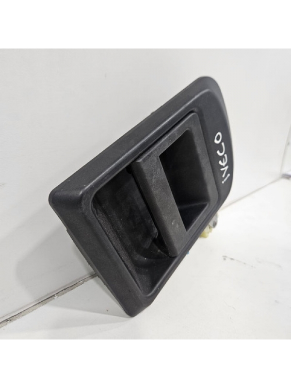 Maçaneta Porta Traseira Iveco Daily 2013 2014 Até 2018 2019.