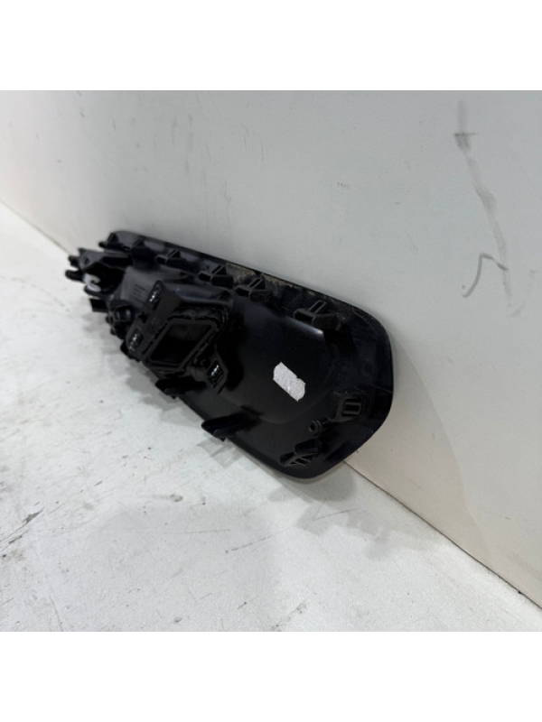 Maçaneta Interna Dianteira Direita Mb Sprinter 416 2022 2023