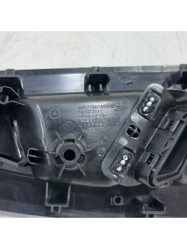 Maçaneta Interna Dianteira Direita Mb Sprinter 416 2022 2023