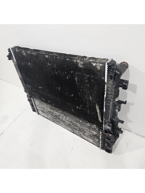 Kit Radiador Mb Sprinter 311 313 415 515 2013 À 2019 Detalhe