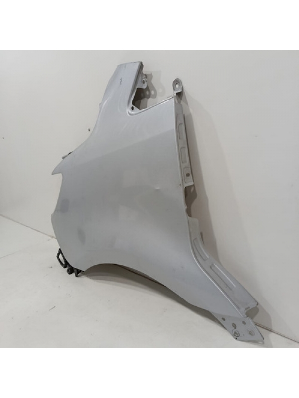 Paralama Esquerdo Mb Sprinter 517 314 416 417  2022 2023 024